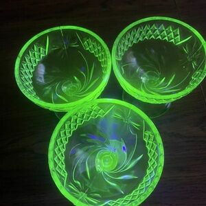 3 Vintage Uranium Glass Dessert Sherbet Cups Floral Diamond Swirl Dish 3.25”